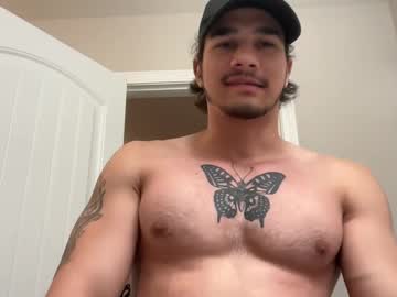 Kennypecs Chaturbate stream image from April 17, 2025
