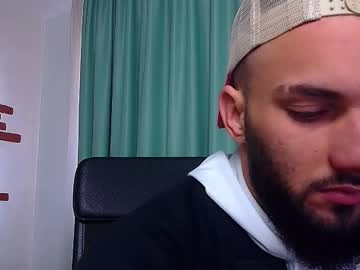 Mateobennett Chaturbate stream image from April 17, 2025