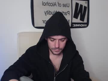 Milo_Player Chaturbate stream image from April 17, 2025