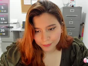Selenaanddavidhot Chaturbate stream image from April 17, 2025
