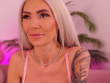 Therealfallingangel Chaturbate stream image from April 17, 2025