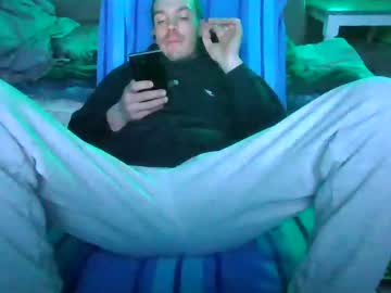Andywan94 Chaturbate stream image from April 17, 2025