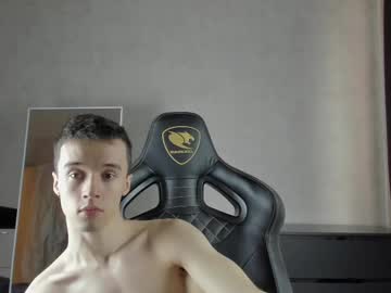 Mason_Warhol Chaturbate stream image from April 17, 2025