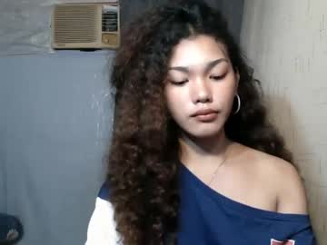 Moonlightk8146 Chaturbate stream image from April 17, 2025