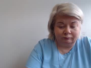 Browny_Eva Chaturbate stream image from April 17, 2025