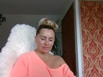 Lollyta2023 Chaturbate stream image from April 17, 2025
