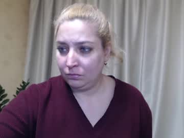 Ohsweetiren Chaturbate stream image from April 17, 2025