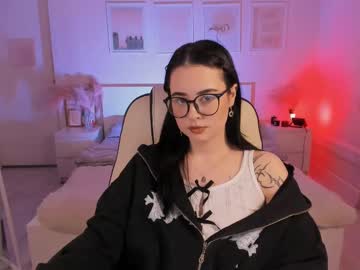 Vilda_Schmidt Chaturbate stream image from April 17, 2025