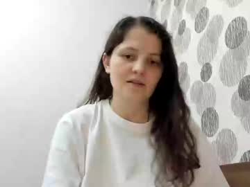 Annaahcharm Chaturbate stream image from April 17, 2025