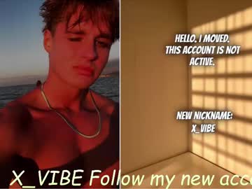 Dave_Maxwell Chaturbate stream image from April 17, 2025