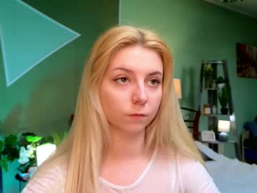Ever_Anderson Chaturbate stream image from April 17, 2025