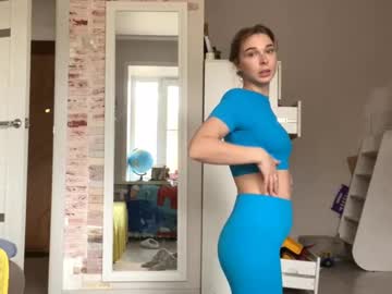 Guineveregleghorn Chaturbate stream image from April 17, 2025