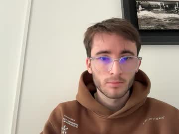 Vcprit Chaturbate stream image from April 17, 2025