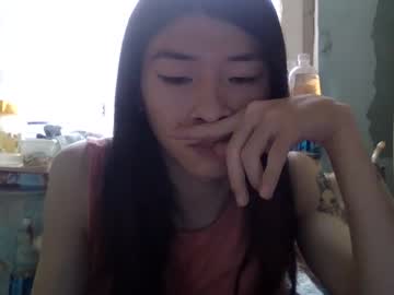 Carlyjoy Chaturbate stream image from April 17, 2025