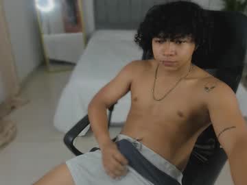 Domi_Master Chaturbate stream image from April 17, 2025