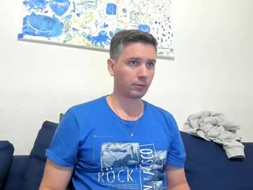 Frikits Chaturbate stream image from April 17, 2025