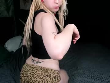 Lexy_Woorhez Chaturbate stream image from April 17, 2025