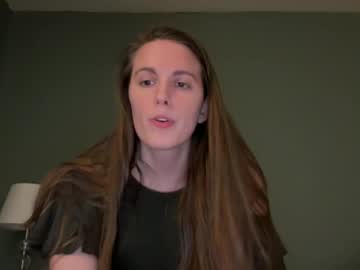 Aprilnextdoor92 Chaturbate stream image from April 17, 2025
