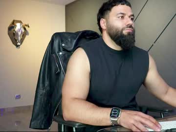Glennmasters Chaturbate stream image from April 17, 2025