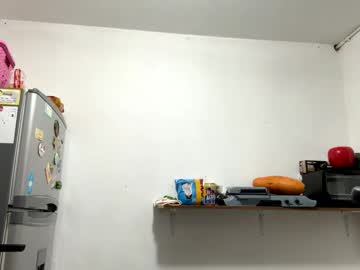Lovee_Star Chaturbate stream image from April 17, 2025