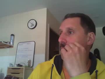 Jef74700 Chaturbate stream image from April 17, 2025