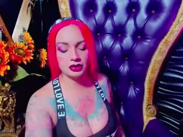 Tattooderek Chaturbate stream image from April 17, 2025