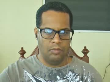 Toni2814 Chaturbate stream image from April 17, 2025