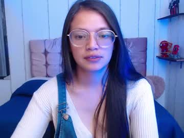 Ailanycastaneda Chaturbate stream image from April 17, 2025