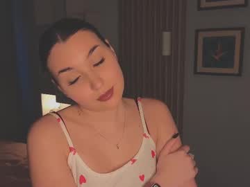 Cuty_Puma Chaturbate stream image from April 17, 2025