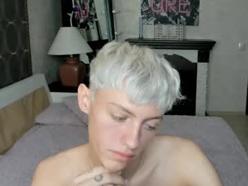 Just_Mil Chaturbate stream image from April 17, 2025