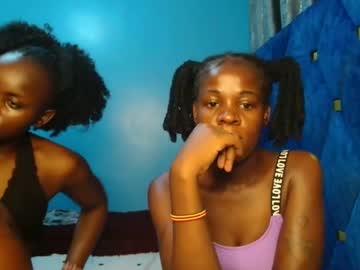Littlepretty_Barbie Chaturbate stream image from April 17, 2025