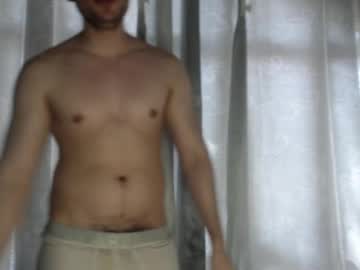 Armando_2002 Chaturbate stream image from April 17, 2025