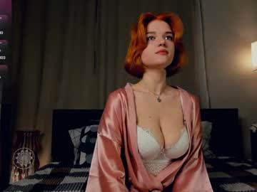 Doriflores Chaturbate stream image from April 17, 2025