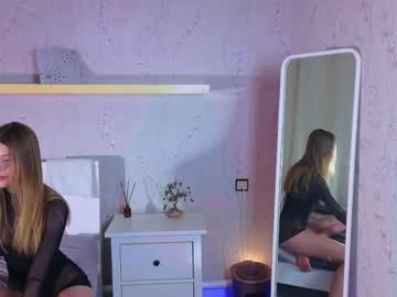 Anneverity Chaturbate stream image from April 17, 2025