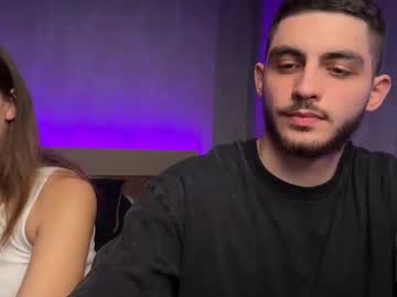 Hubnltdv2_0 Chaturbate stream image from April 17, 2025