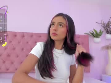 Emilyy_Bank Chaturbate stream image from April 17, 2025