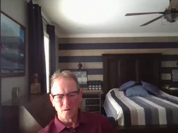 Eviesboy Chaturbate stream image from April 17, 2025