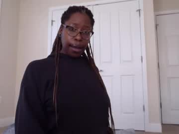 Madamindigo Chaturbate stream image from April 17, 2025