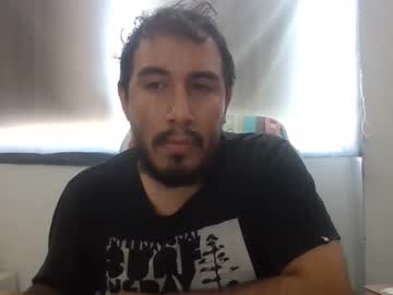 Oscaryn_Martell Chaturbate stream image from April 17, 2025