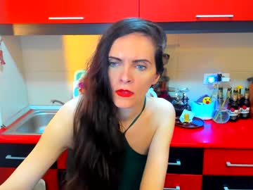 Sexqueen1111 Chaturbate stream image from April 17, 2025