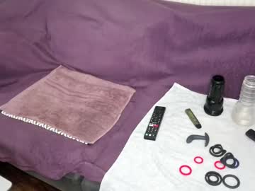 Indian_Exhibitionist Chaturbate stream image from April 17, 2025