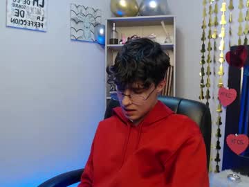 Jeam_Hot Chaturbate stream image from April 17, 2025