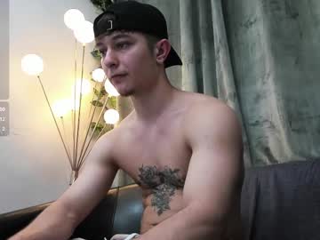Leonardsmith01 Chaturbate stream image from April 17, 2025