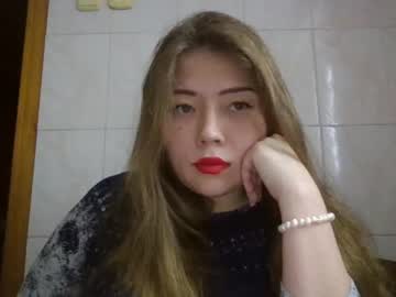 Astradream Chaturbate stream image from April 17, 2025