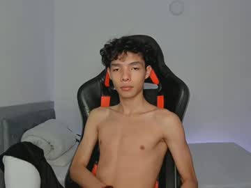 Babynexus Chaturbate stream image from April 17, 2025