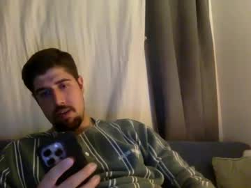 Goldenglove35 Chaturbate stream image from April 17, 2025