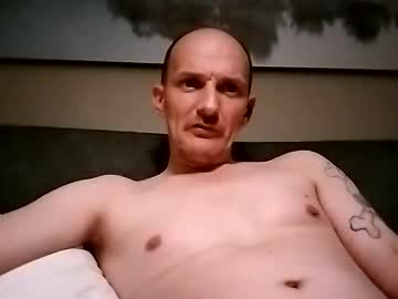 Smoothiedick6 Chaturbate stream image from April 17, 2025