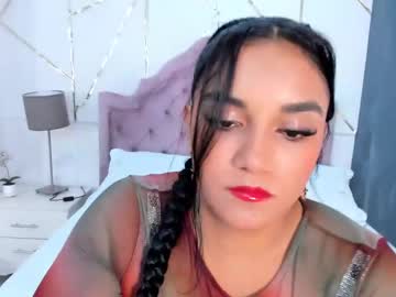 Sofiamonett Chaturbate stream image from April 17, 2025