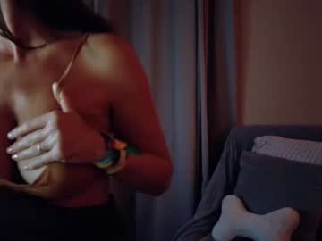 Katy_Mmm Chaturbate stream image from April 18, 2025