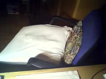 Bekklove1 Chaturbate stream image from April 18, 2025